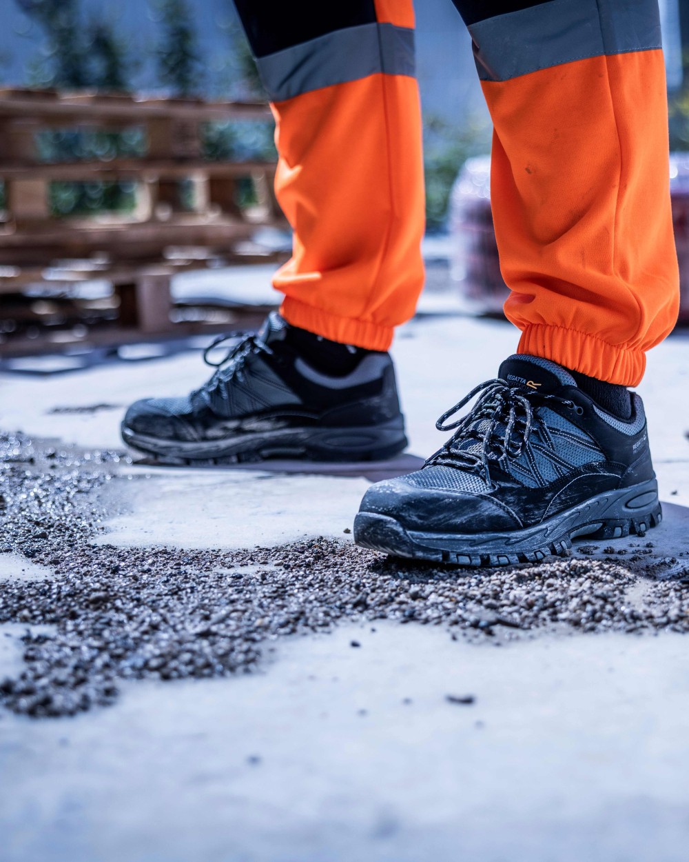 Benodigdheden REGATTA Sandstone SB Safety Trainer voor bedrukking &amp; borduring