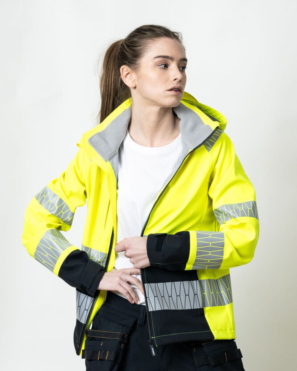 Softshells JOBMAN 1377 Women's Softshell Jacket Hi-Vis voor bedrukking &amp; borduring