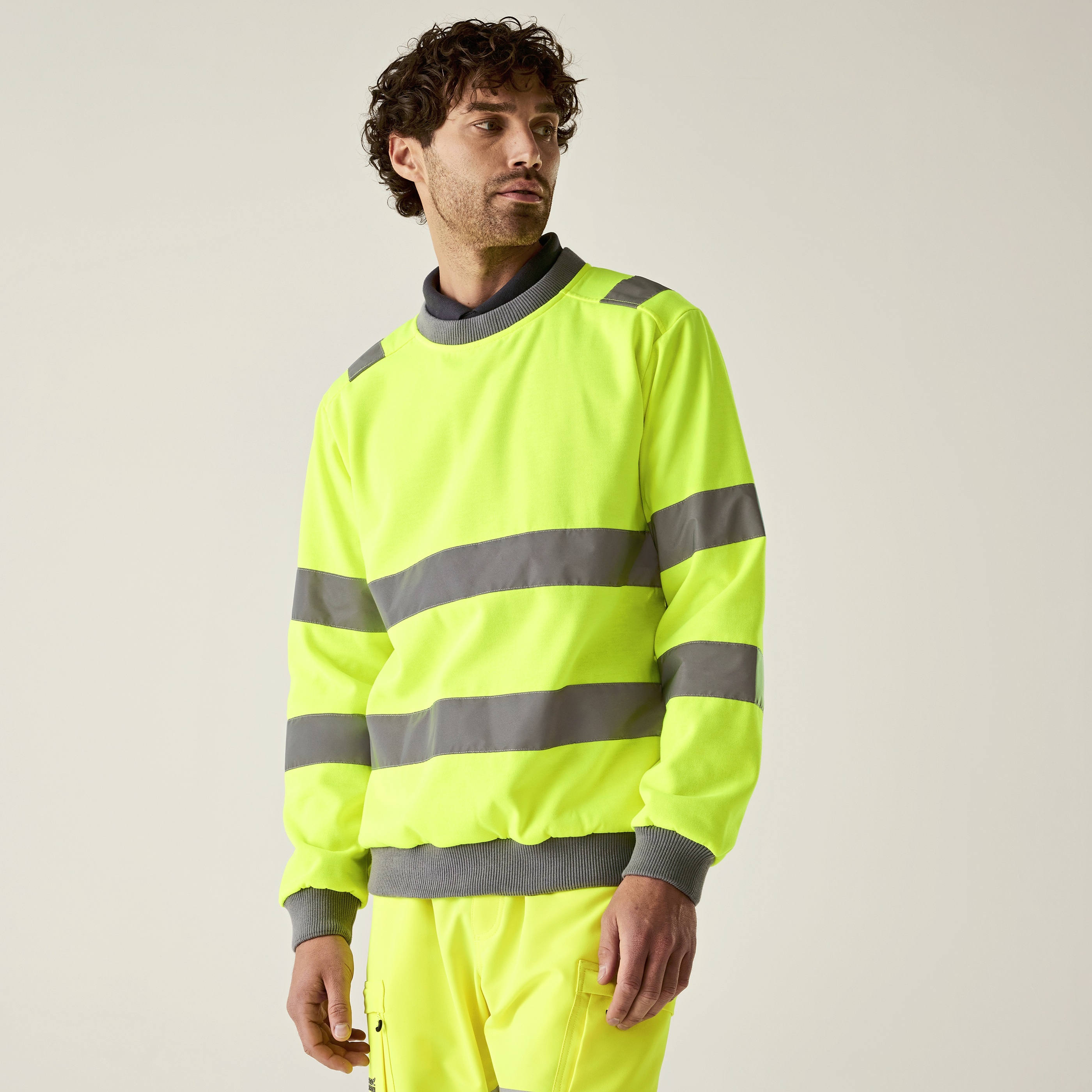 Sweat-shirts personnalisable REGATTA Hi-Vis Pro Contract Crew Neck Sweatshirt