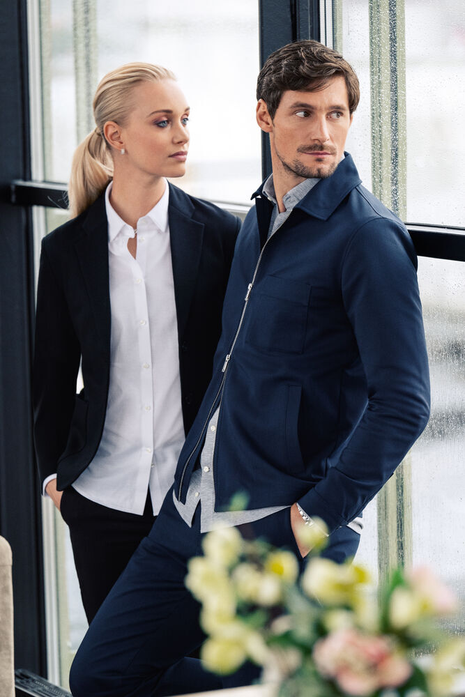 Chemises personnalisable J. HARVEST & FROST IB135 Pique Knit
Chemise Slim Fit Hommes