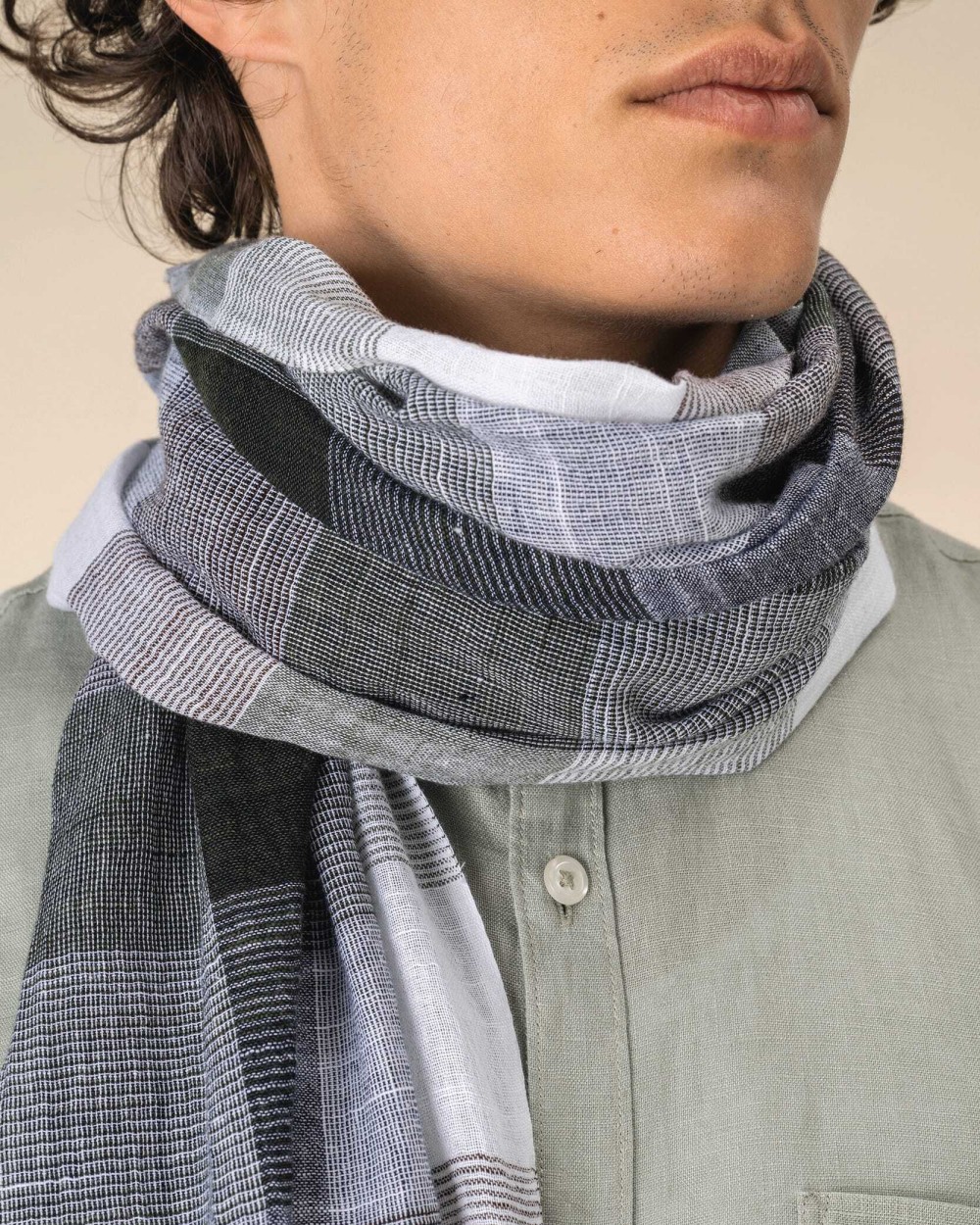 SPASSO Kariertes Unisex-Schal Schals personalisierbar