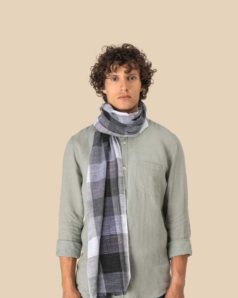 SPASSO Kariertes Unisex-Schal Schals personalisierbar