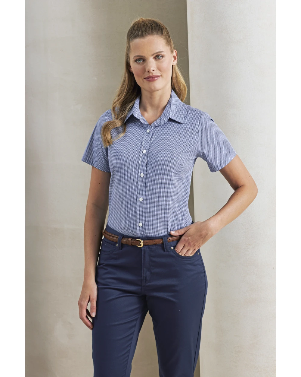 Hemden PREMIER Ladies` Microcheck (Gingham) Short Sleeve Cotton Shirt voor bedrukking &amp; borduring