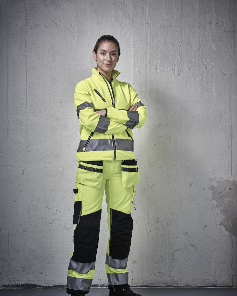 JOBMAN 1210 Hi-Vis Damen Softshelljacke Softshells personalisierbar