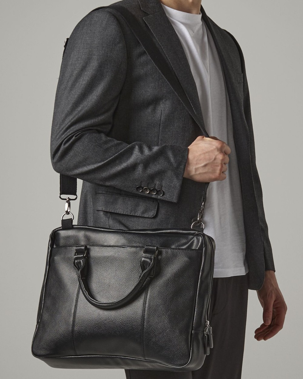 Tassen & Zakken QUADRA NUHIDE® SLIMLINE LAPTOP BRIEF voor bedrukking &amp; borduring