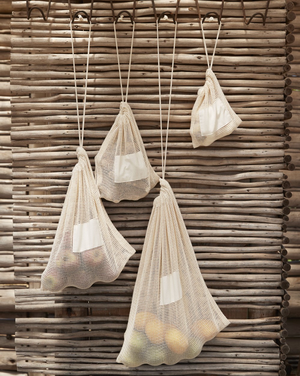 Tassen & Zakken WESTFORDMILL ORGANIC COTTON MESH SACKS voor bedrukking &amp; borduring