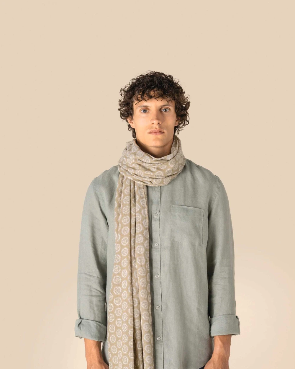 SPASSO Gemustertes Unisex-Schal Schals personalisierbar