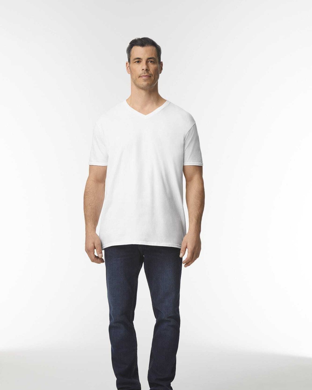 T-shirts GILDAN Softstyle Euro Fit Adult V-neck T-shirt voor bedrukking &amp; borduring