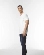 GILDAN Softstyle Euro Fit Adult V-Neck T-Shirt T-Shirts personalisierbar