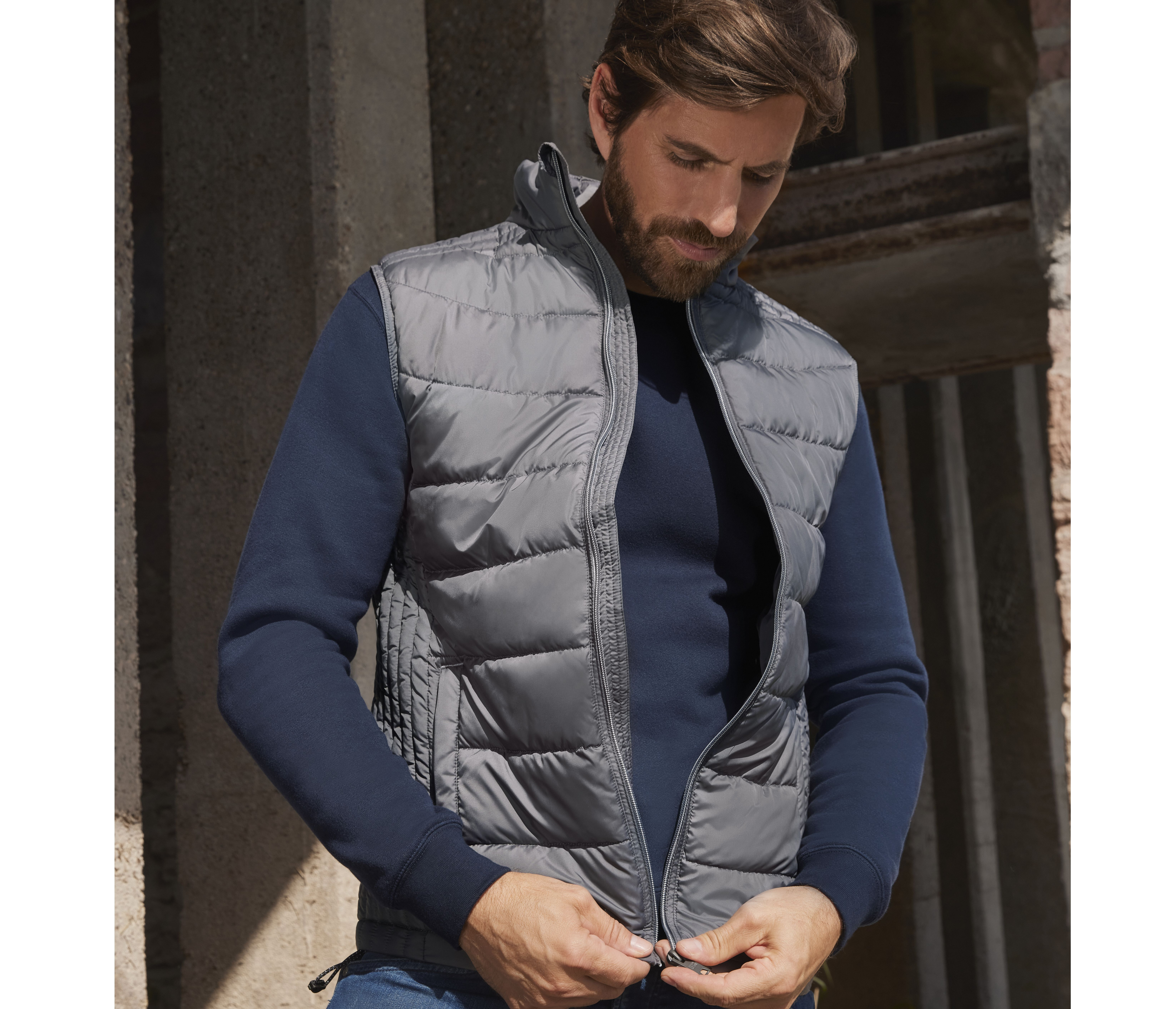 Jassen RUSSELL MEN'S NANO BODYWARMER voor bedrukking &amp; borduring