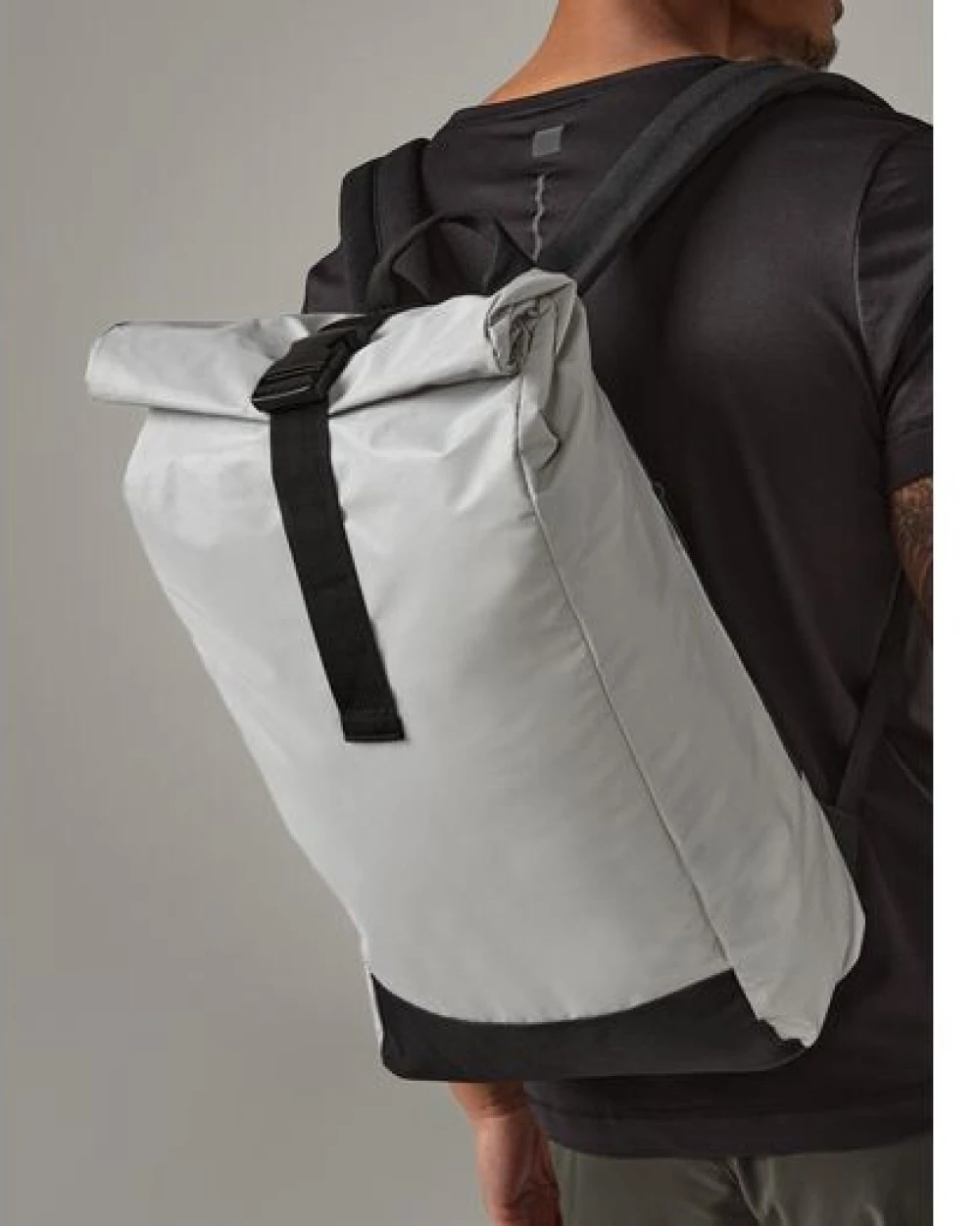 Tassen & Zakken BAG BASE REFLECTIVE ROLL-TOP BACKPACK voor bedrukking &amp; borduring