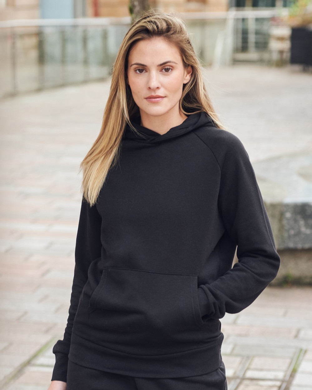 Sweaters & hoodies TOMBO UNISEX ATHLEISURE HOODIE voor bedrukking &amp; borduring