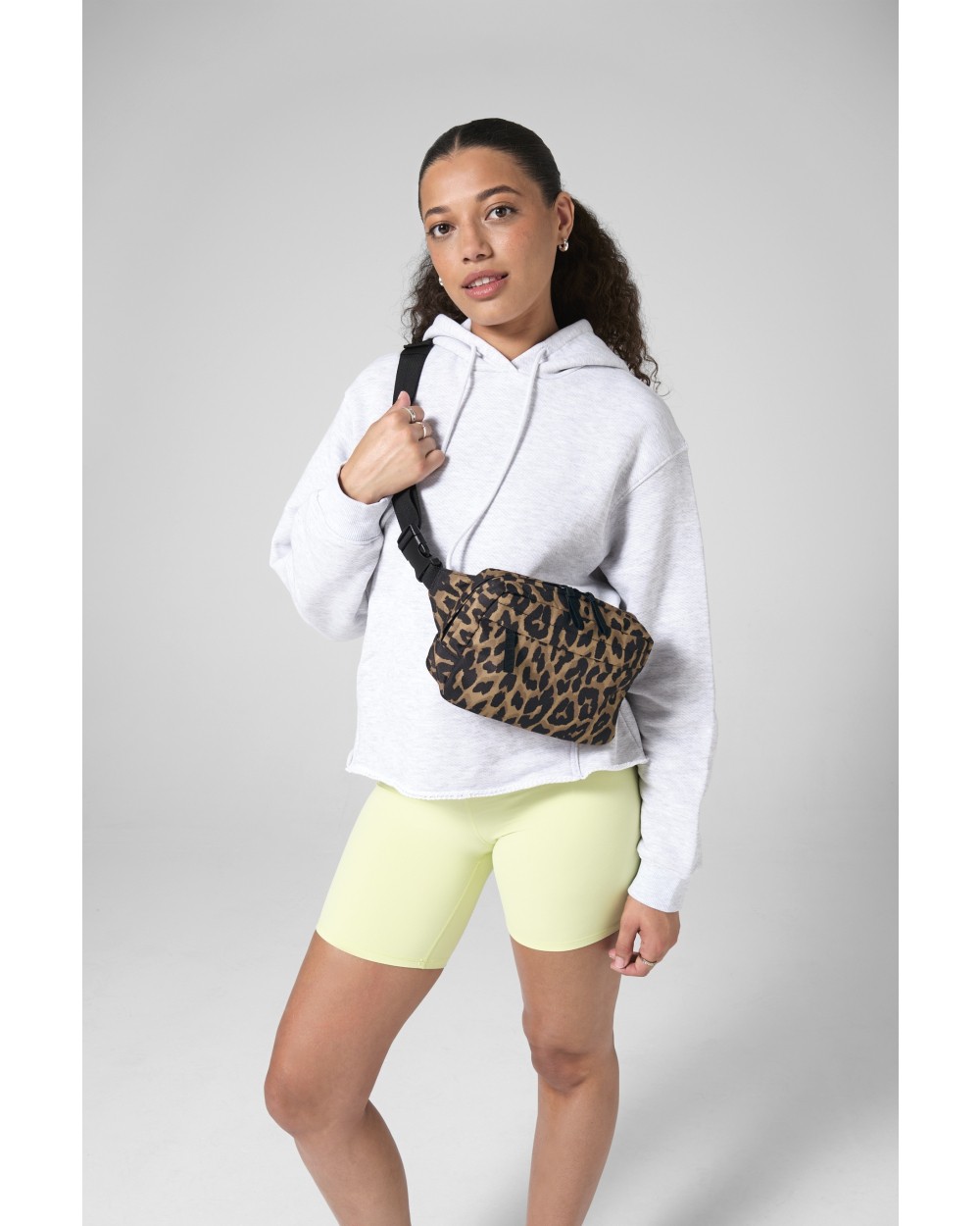 Tassen & Zakken BAG BASE LEOPARD PRINT CROSS BODY BAG voor bedrukking &amp; borduring