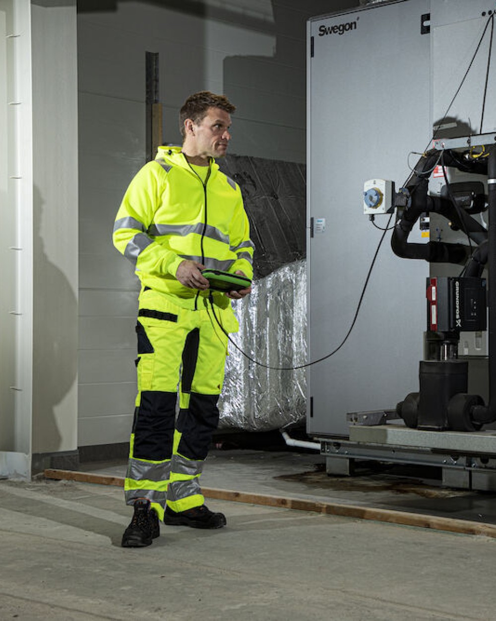 Broeken PROJOB 6570 SIGNALISATIE STRETCHBROEK MET KNIEZAKKEN EN SPIJKERZAKKEN EN ISO 20471 KLASSE 2 voor bedrukking &amp; borduring