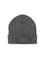 K-UP Bonnet recyclé avec patch et doublure Thinsulate™ /api/colors/5fcefcdd-901a-471b-86f6-fd6b6c59cd10 personnalisable