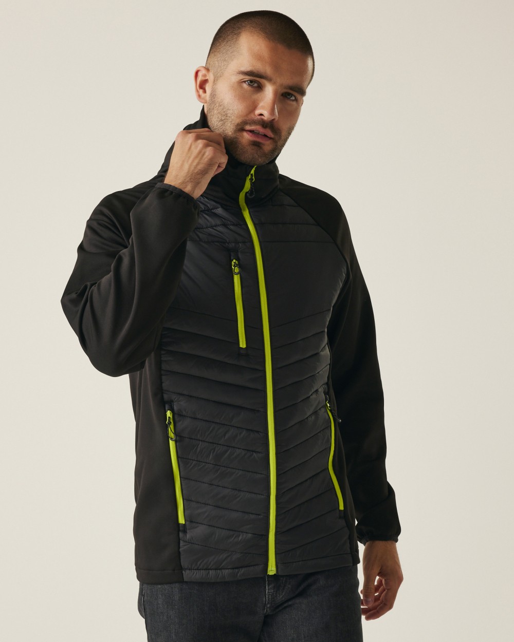 Jassen REGATTA MEN'S NAVIGATE HYBRID JACKET voor bedrukking &amp; borduring