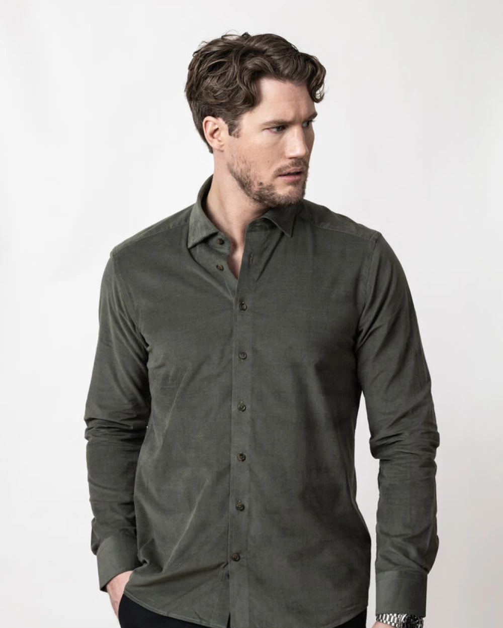 J. HARVEST & FROST IB134 Micro Cord Tailored Hemden personalisierbar