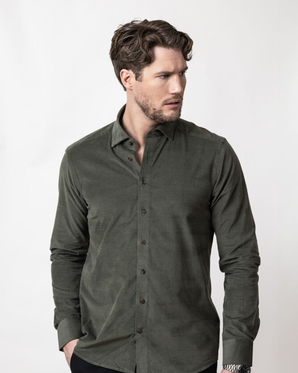 J. HARVEST & FROST IB134 Micro Cord Tailored Hemden personalisierbar