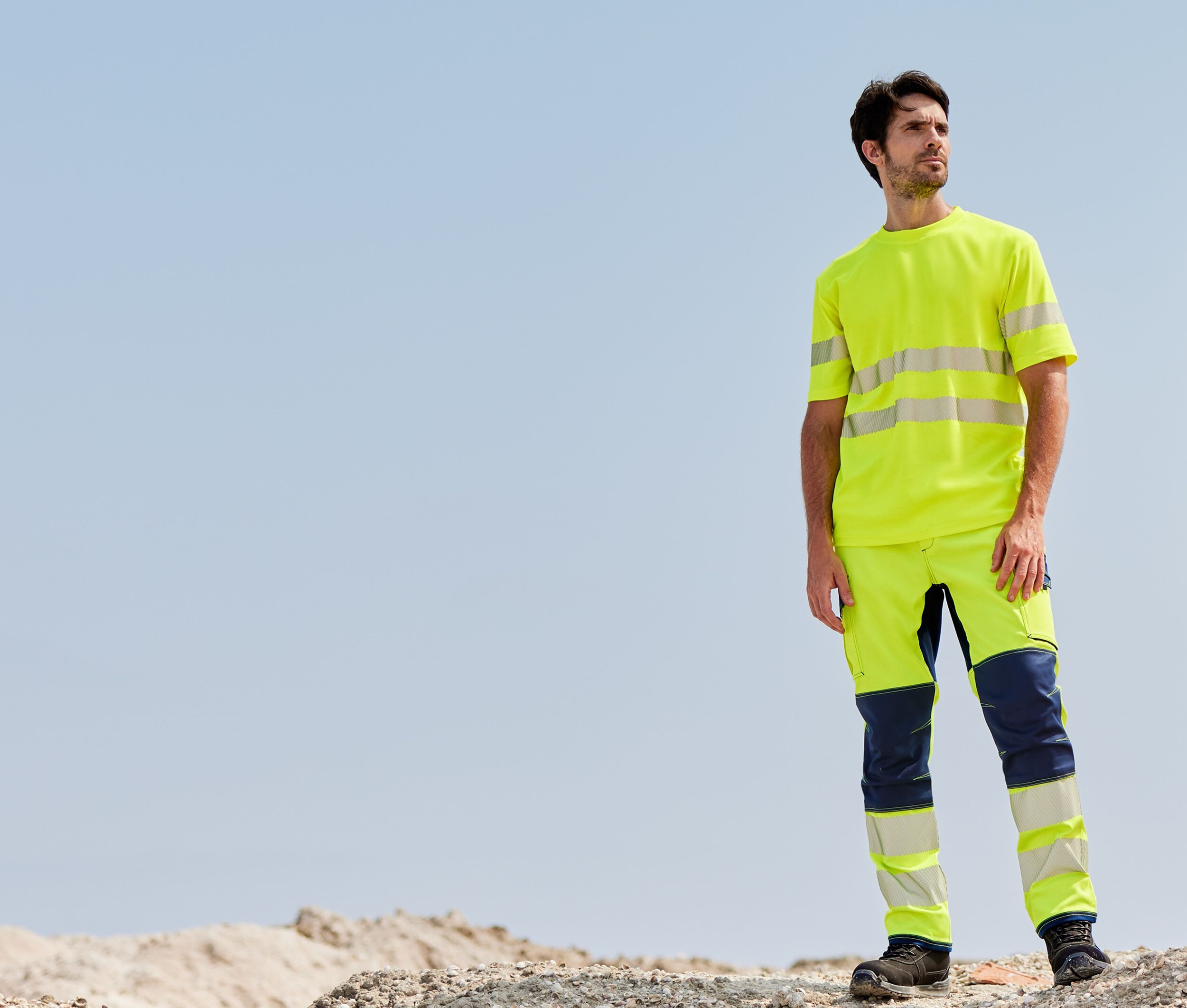 Broeken VELILLA STRETCH TROUSERS WITH KNEE PADS AND REFLECTIVE STRIPES voor bedrukking &amp; borduring