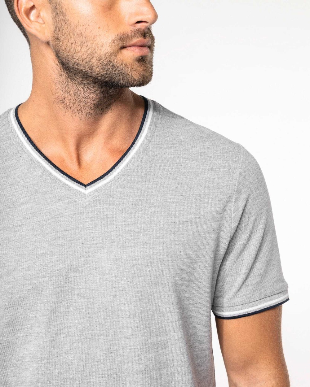 KARIBAN Herren T-Shirt aus Piqué-Trikot mit V-Ausschnitt T-Shirts personalisierbar