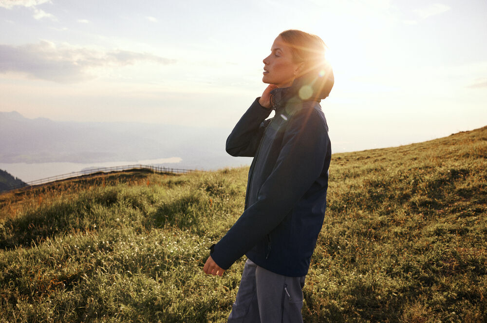 Vestes personnalisable JAMES-HARVEST Pinnacles 
Veste Femmes