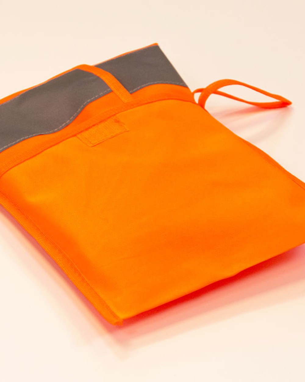 FLUOFLASH Safety Pocket Warnwesten personalisierbar