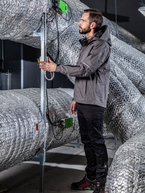 Softshells à personnaliser PROJOB 3406 VESTE PRIO SOFTSHELL CAPUCHE 