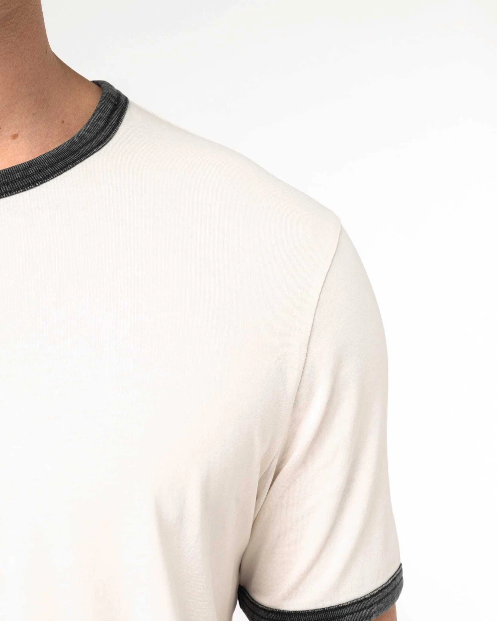 NATIVE SPIRIT Umweltfreundliches Ringer-T-Shirt mit kontrastierenden Kanten und verwaschenem Effekt für Herren T-Shirts personalisierbar