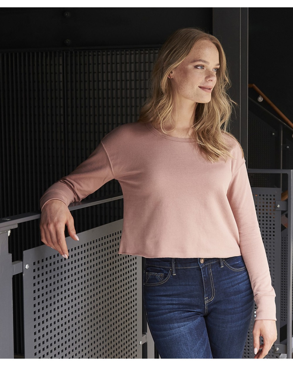 Sweat-shirts personnalisable AWDIS Girlie Cropped Sweat