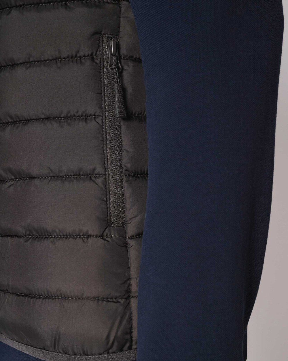 Jassen IDEAL BASIC BRAND Gewatteerde heren bodywarmer voor bedrukking &amp; borduring