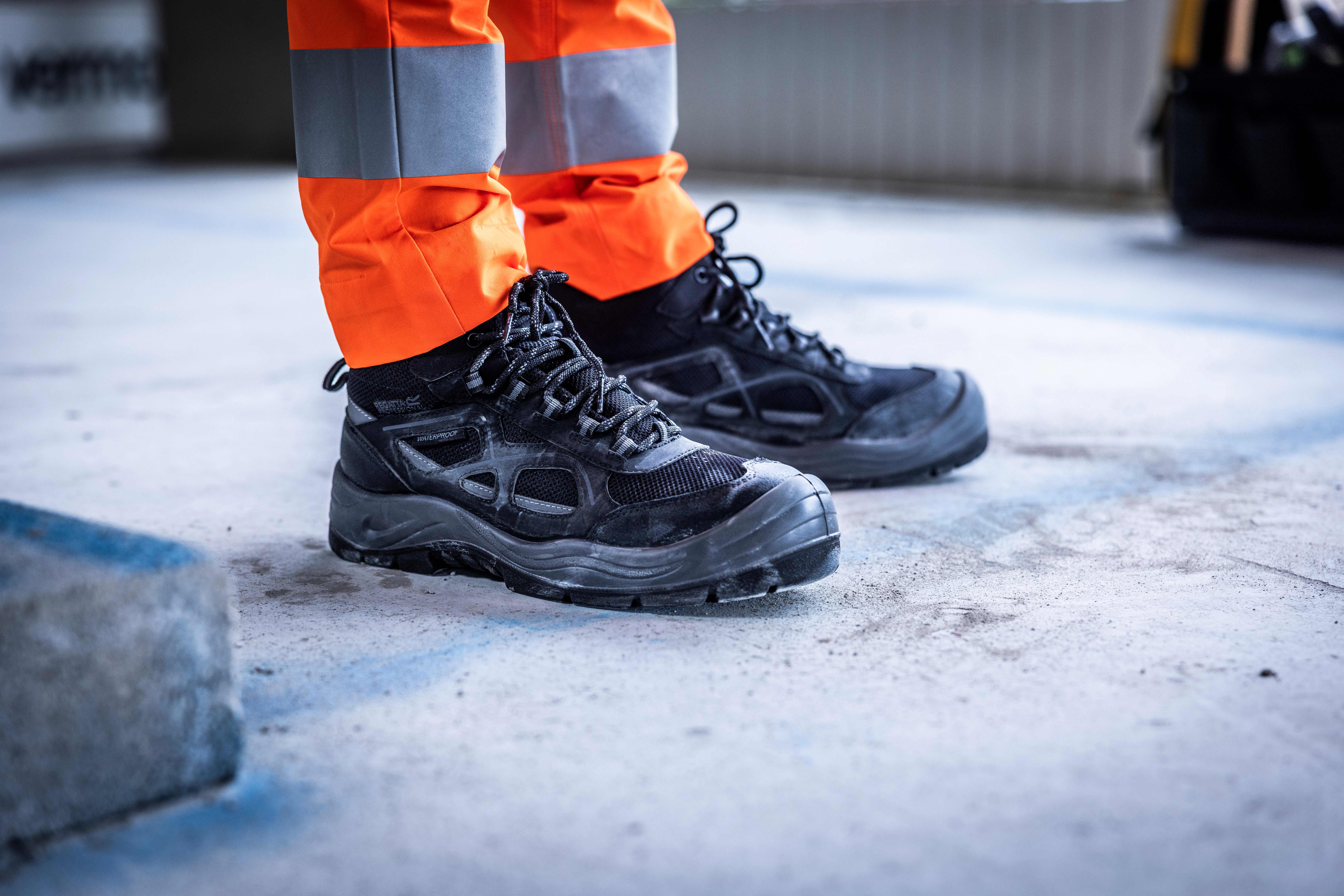 Accessoires personnalisable REGATTA Bottes imperméables Limestone S6