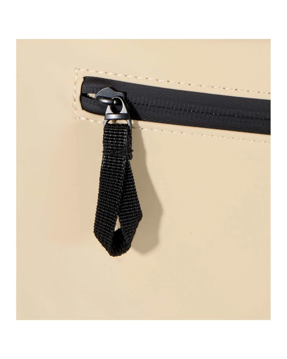 Sacs & Bagagerie personnalisable 4DO Sac à dos Roll Top Resi Plus de 18 L et 15" en matériaux recyclés certifiés GRS