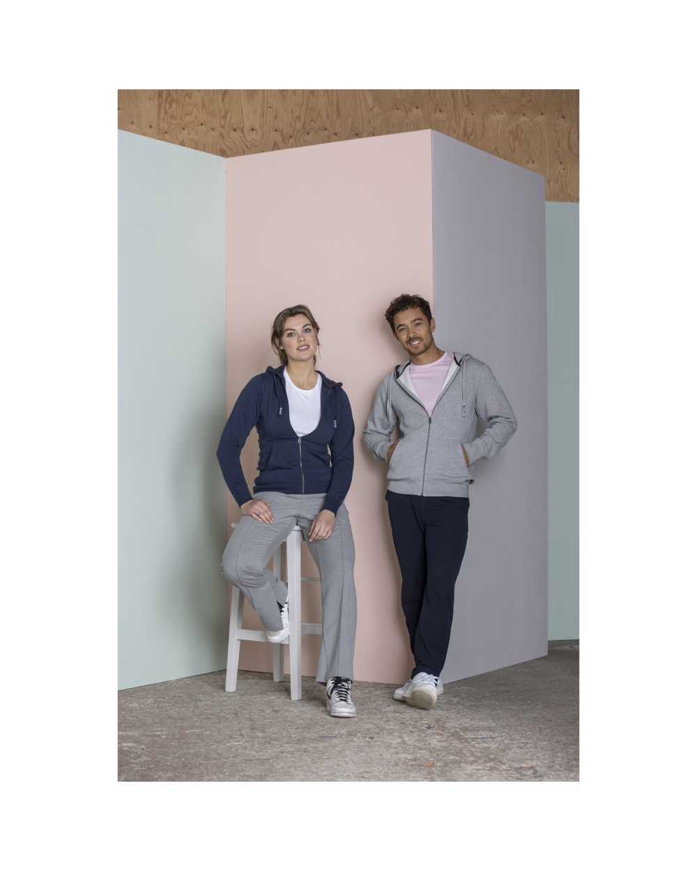 Sweat-shirts personnalisable ELEVATE Sweater capuche full zip Femme Arora