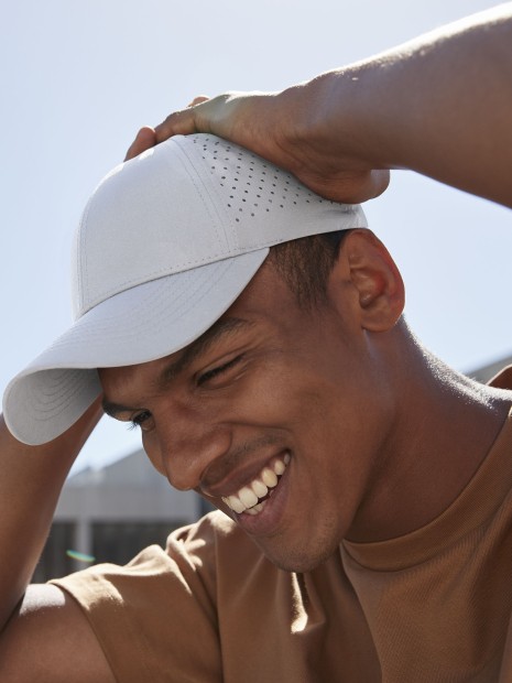 Casquettes à personnaliser BEECHFIELD LASER PERFORMANCE TRUCKER 