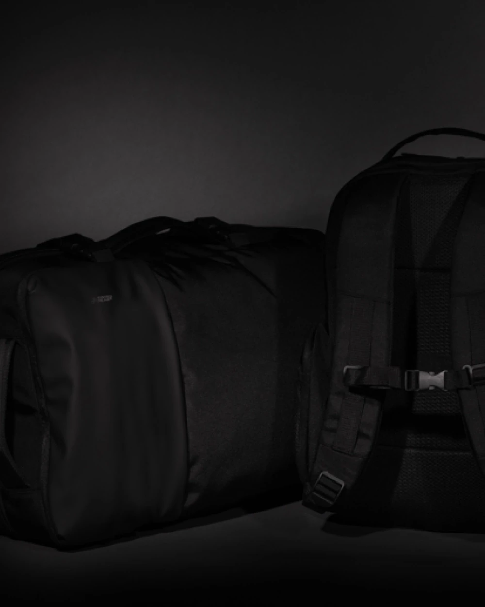 Tassen & Zakken SWISS PEAK Swiss Peak AWARE™ RPET 15.6" day pack voor bedrukking &amp; borduring