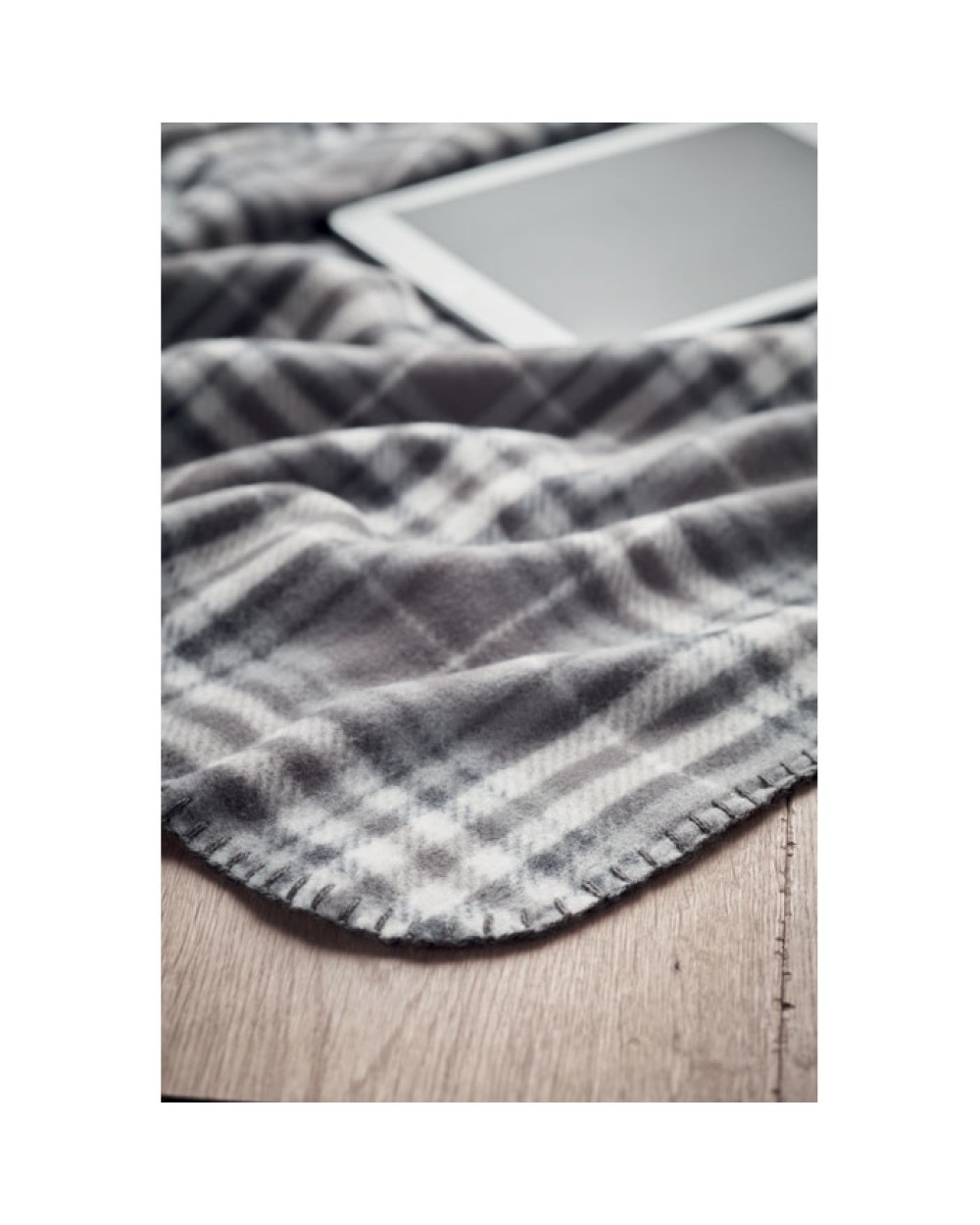 4DO RPET Fleece-Reisedecke Karo Plaids personalisierbar