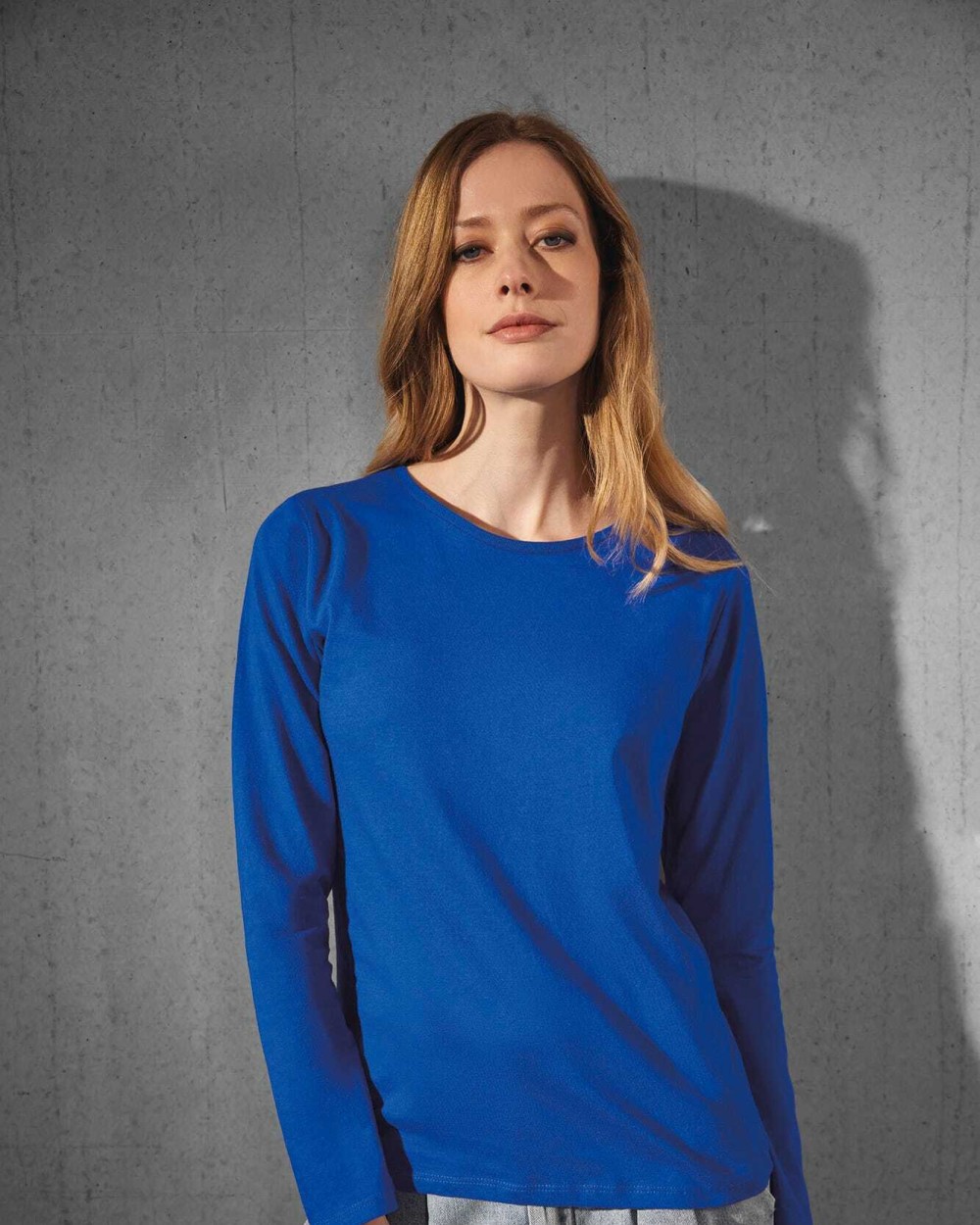 B&C Damen-Langarmshirt #E150 T-Shirts personalisierbar