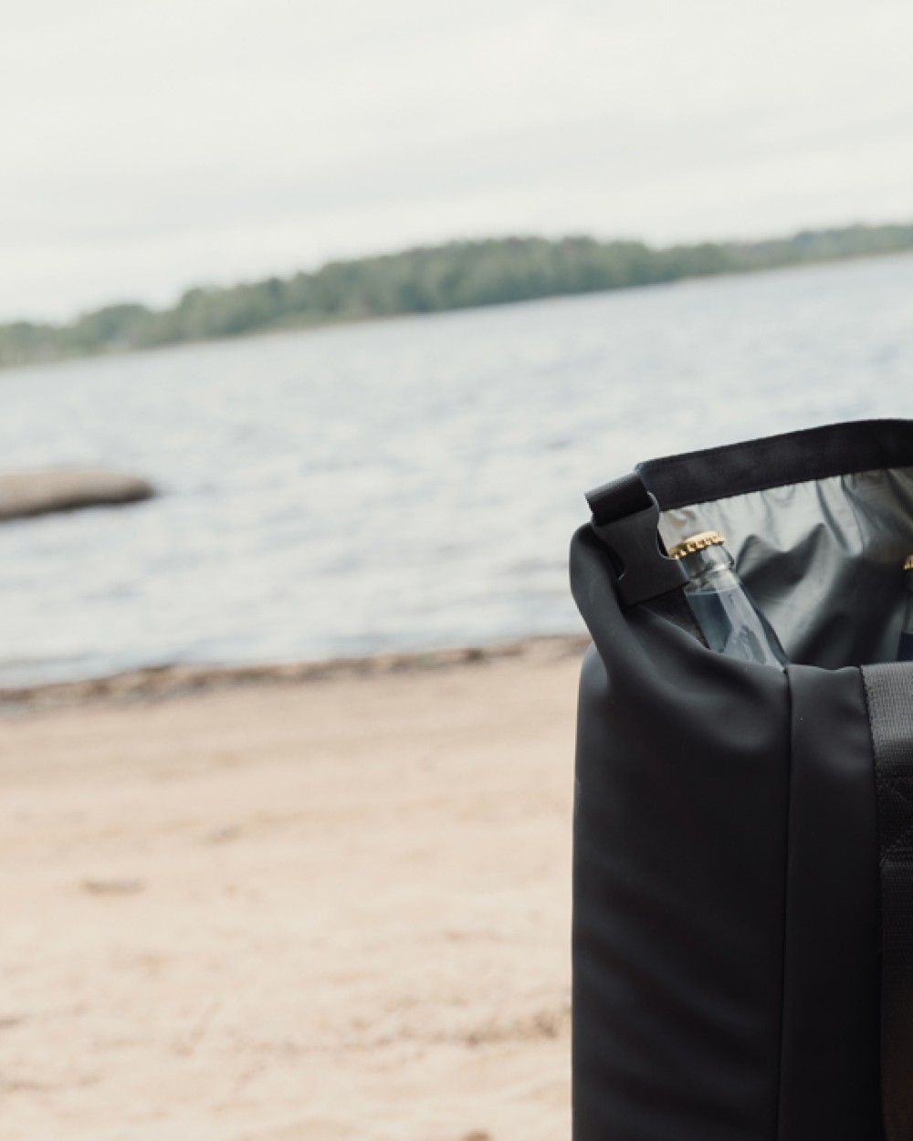 VINGA VINGA Baltimore RCS Roll-Top Kühltasche Taschen personalisierbar