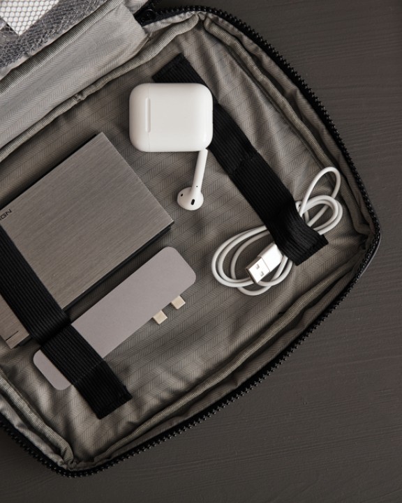 VINGA VINGA Baltimore Organizer Taschen personalisierbar