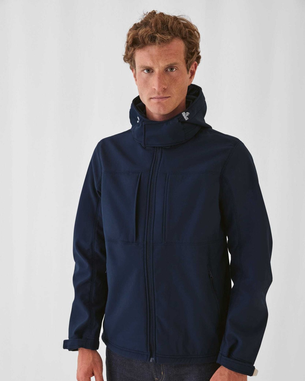 Softshells B&C Hooded Softshell / Men voor bedrukking &amp; borduring