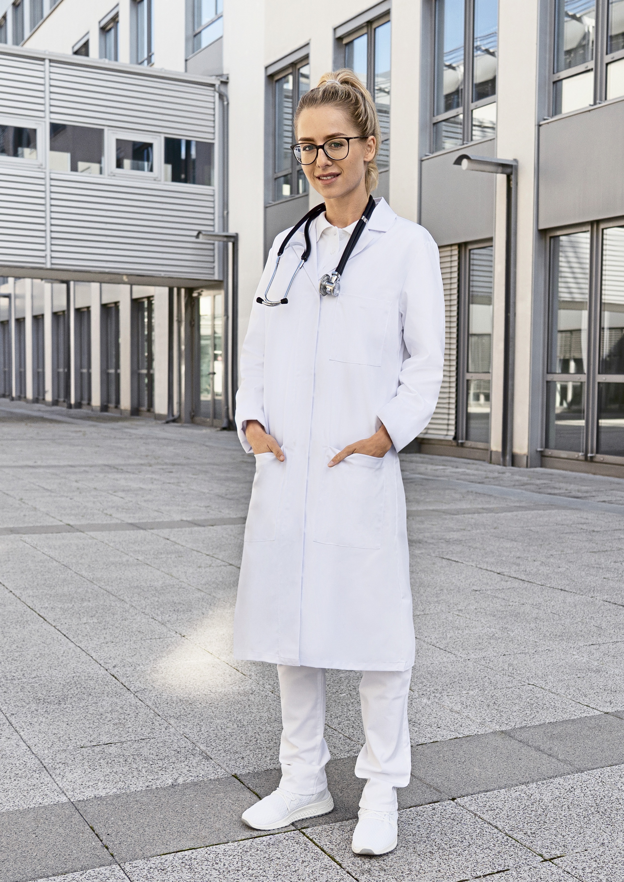 KARLOWSKY Ladies Workcoat with concealed button placket Jacken personalisierbar