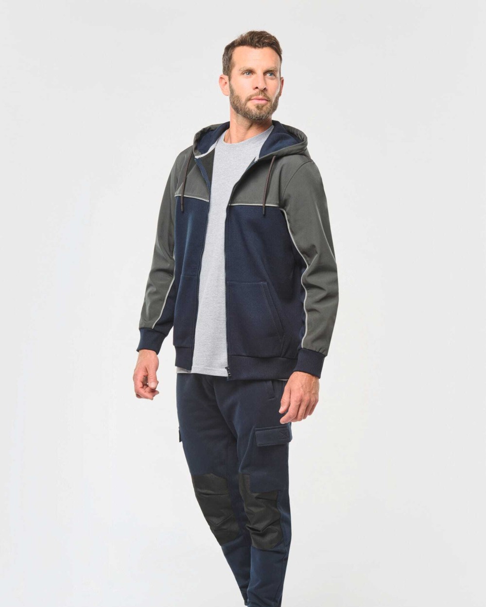Jassen WK. DESIGNED TO WORK Tweekleurig ecologisch fleecevest met capuchon voor bedrukking &amp; borduring