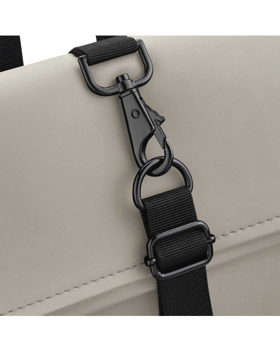 BAG BASE Rucksack mit Roll-Top-Klappe aus mattem Polyurethan Taschen personalisierbar