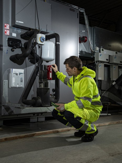 Sweat-shirts à personnaliser PROJOB 6132 SWEATSHIRT FULL ZIP CAPUCHE - EN ISO 20471 CLASSE 3 