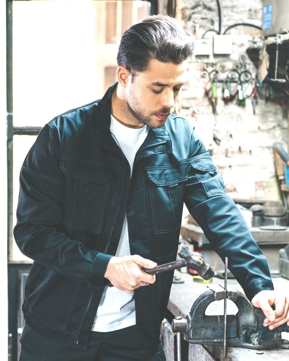 VELILLA MULTI-POCKET STRETCH JACKET Jacken personalisierbar