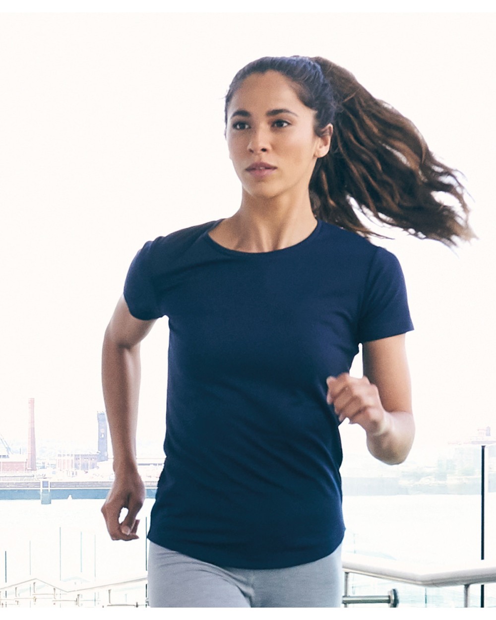 T-shirts AWDIS WOMEN'S RECYCLED COOL T voor bedrukking &amp; borduring