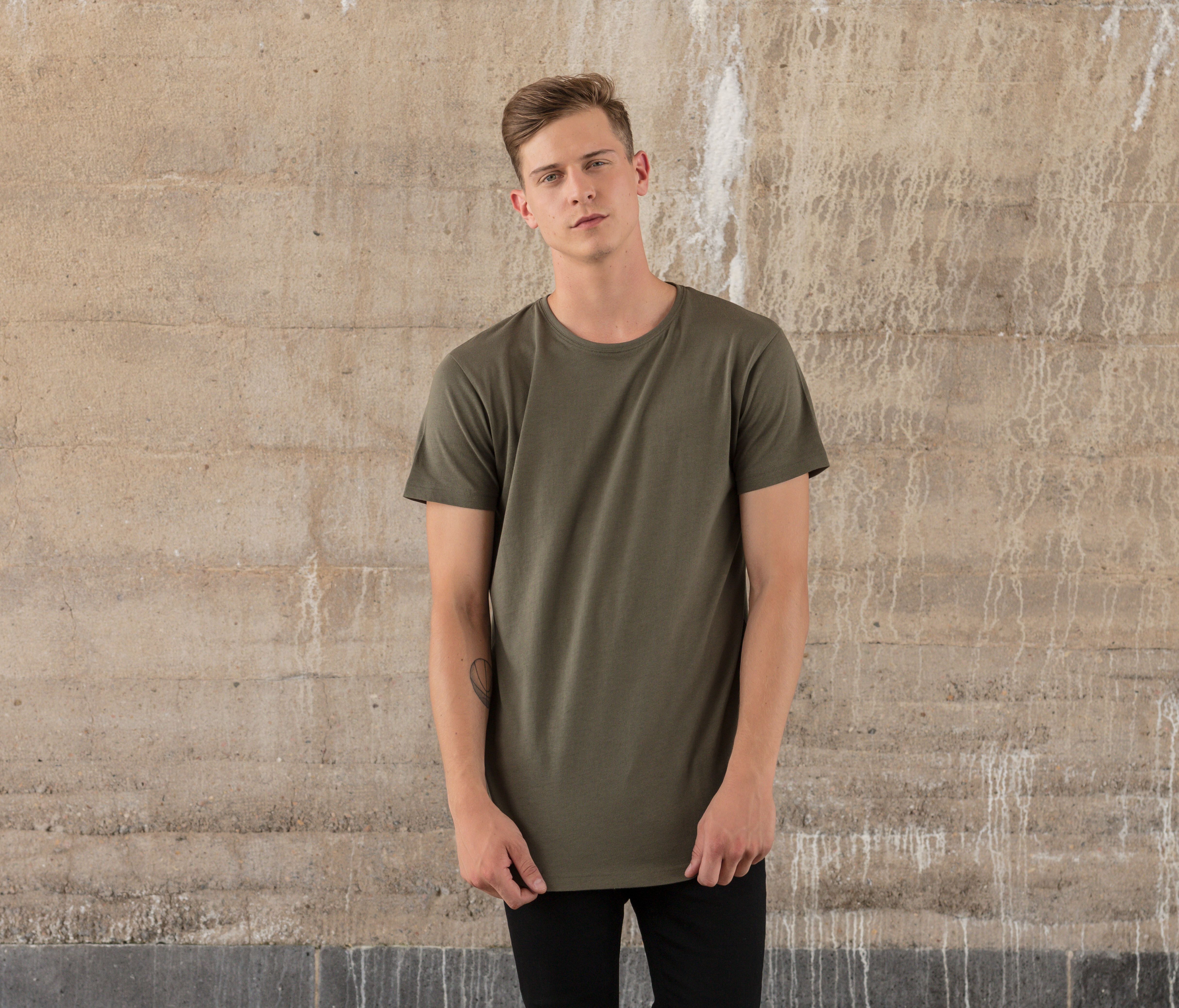 T-Shirts personnalisable BUILD YOUR BRAND SHAPED LONG TEE