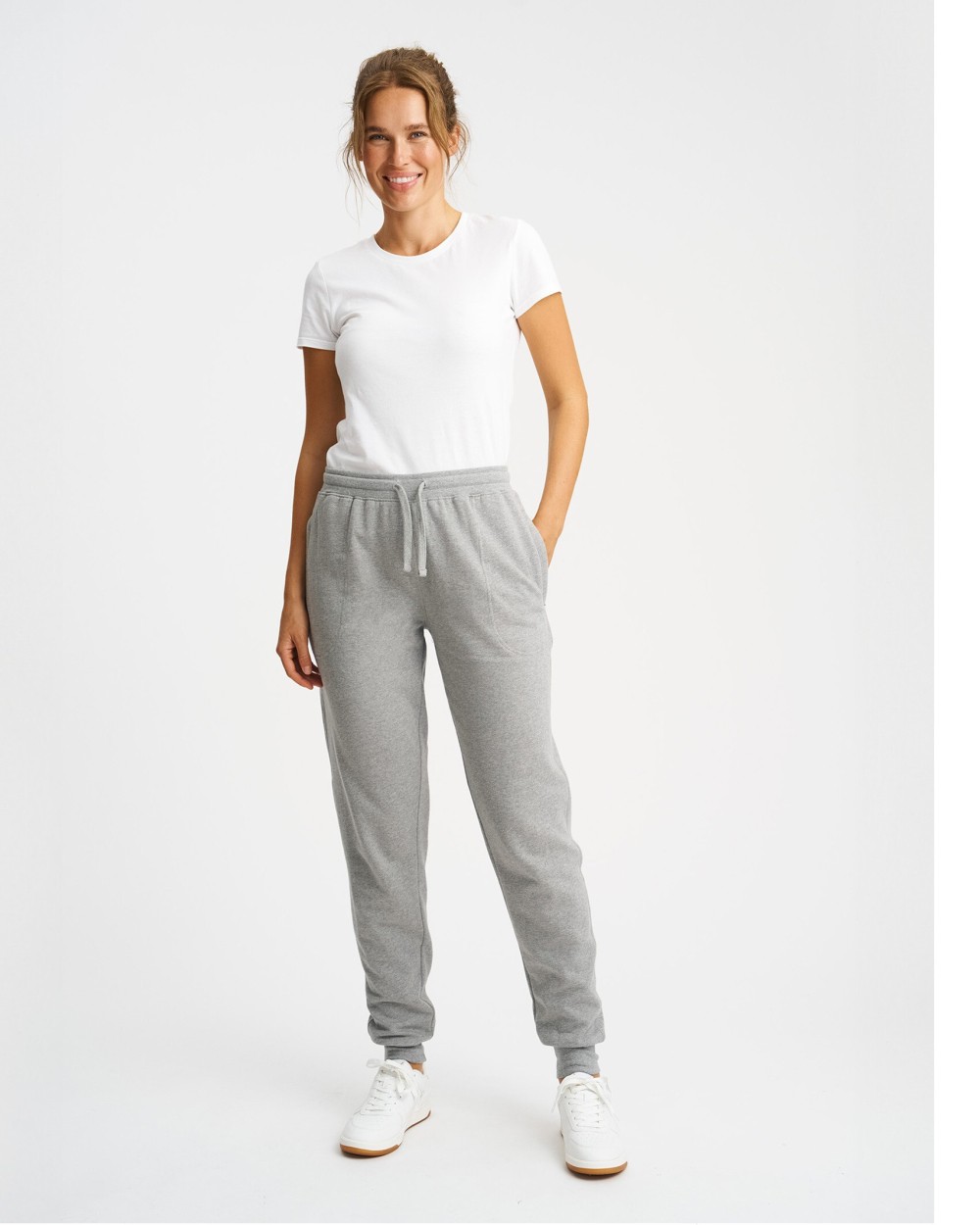 Broeken NEUTRAL SWEATPANTS WITH CUFF AND ZIP POCKET voor bedrukking &amp; borduring