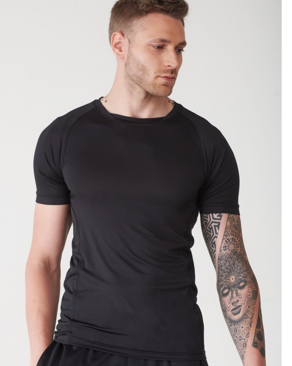 T-shirts TOMBO MEN'S SLIM FIT T-SHIRT voor bedrukking &amp; borduring