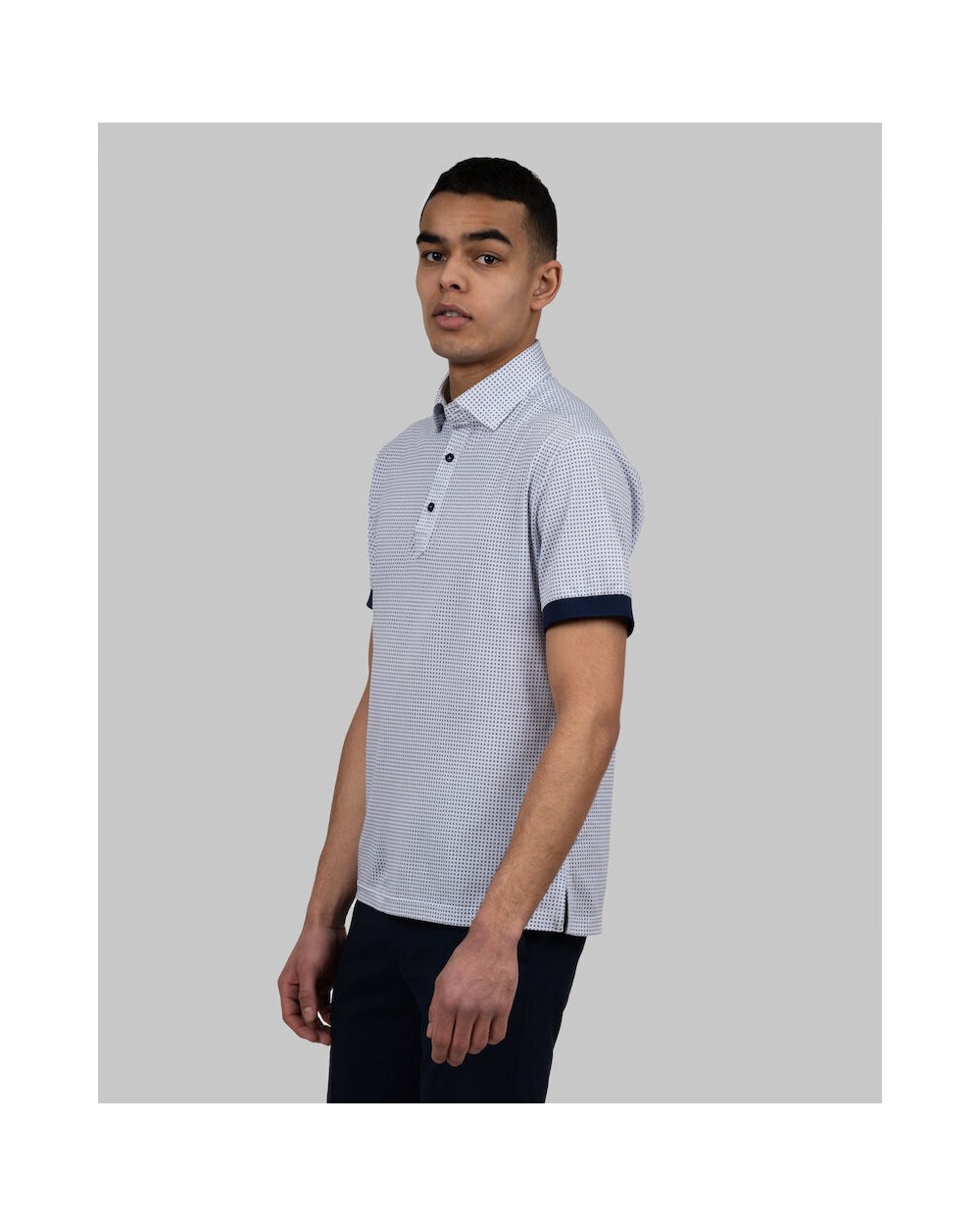 Polos personnalisable J. HARVEST & FROST Indigo Bow 131
Polo Pique Slim Fit Hommes